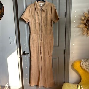 Flying Tomato Beige Collared Jumpsuit